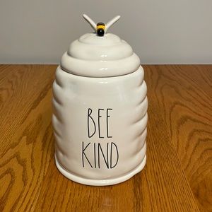 Rae Dunn Bee Kind Canister